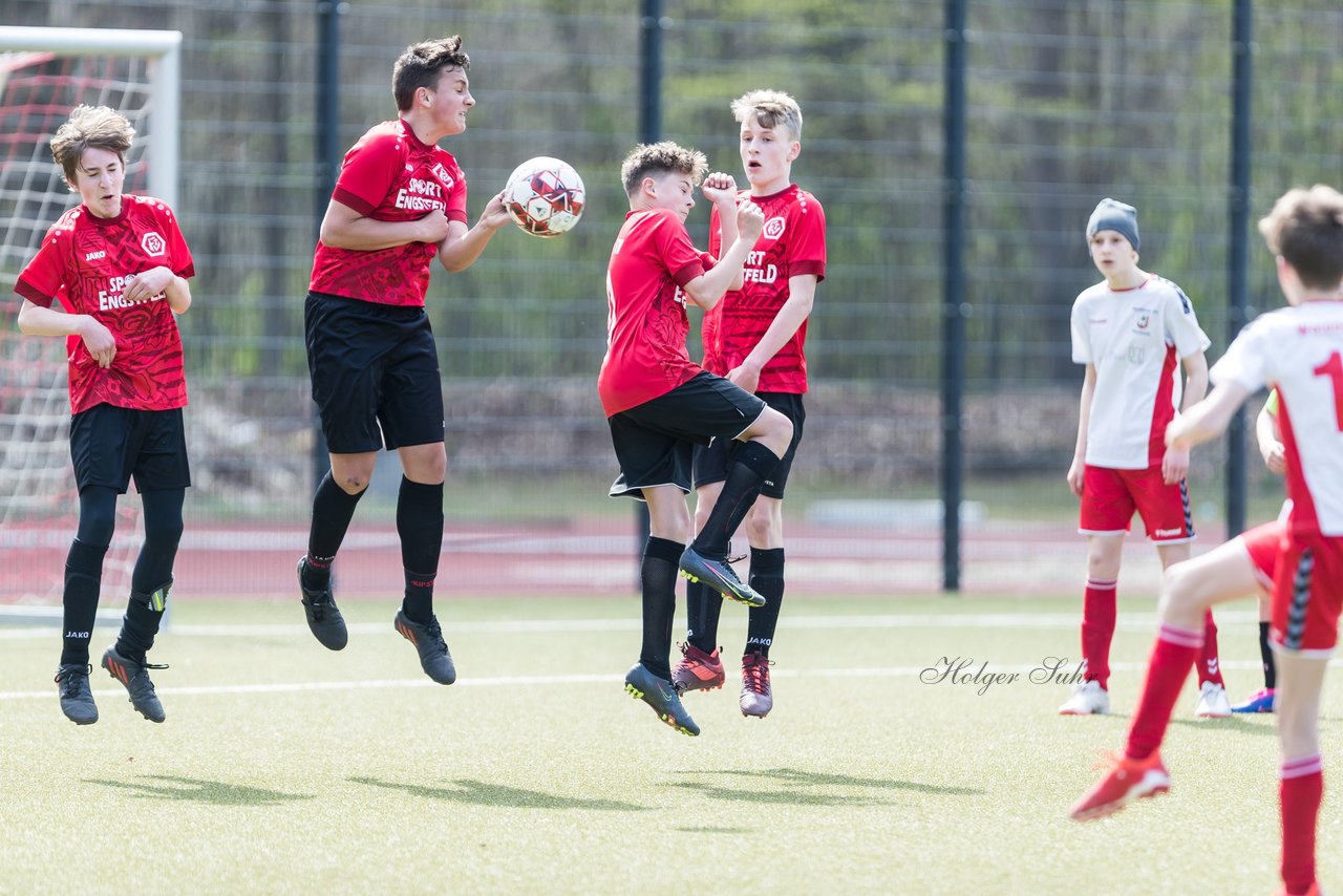 Bild 139 - mCJ Walddoerfer 2 - Farmsen 2 : Ergebnis: 3:1